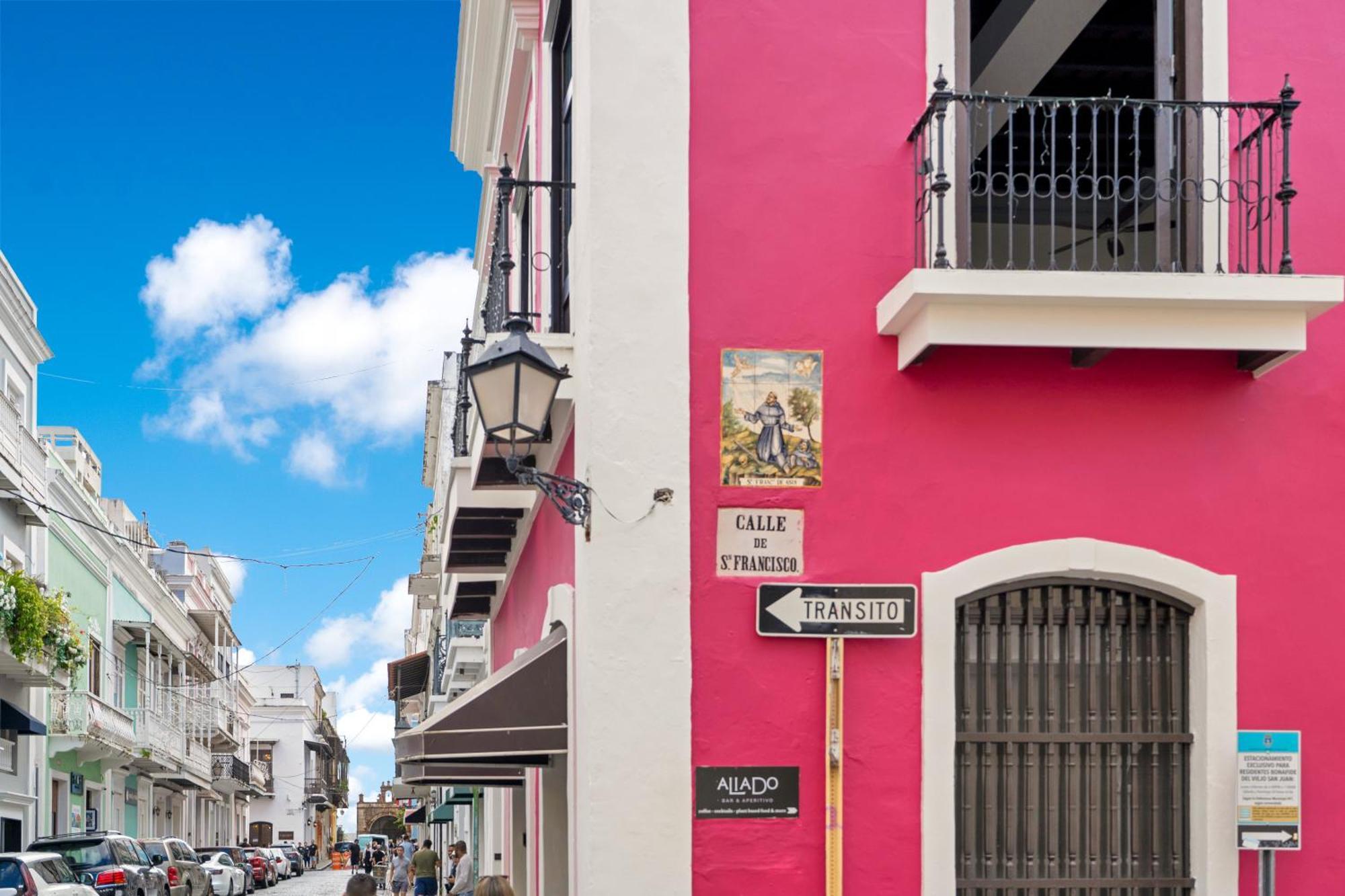 Armas Hotel San Juan Esterno foto